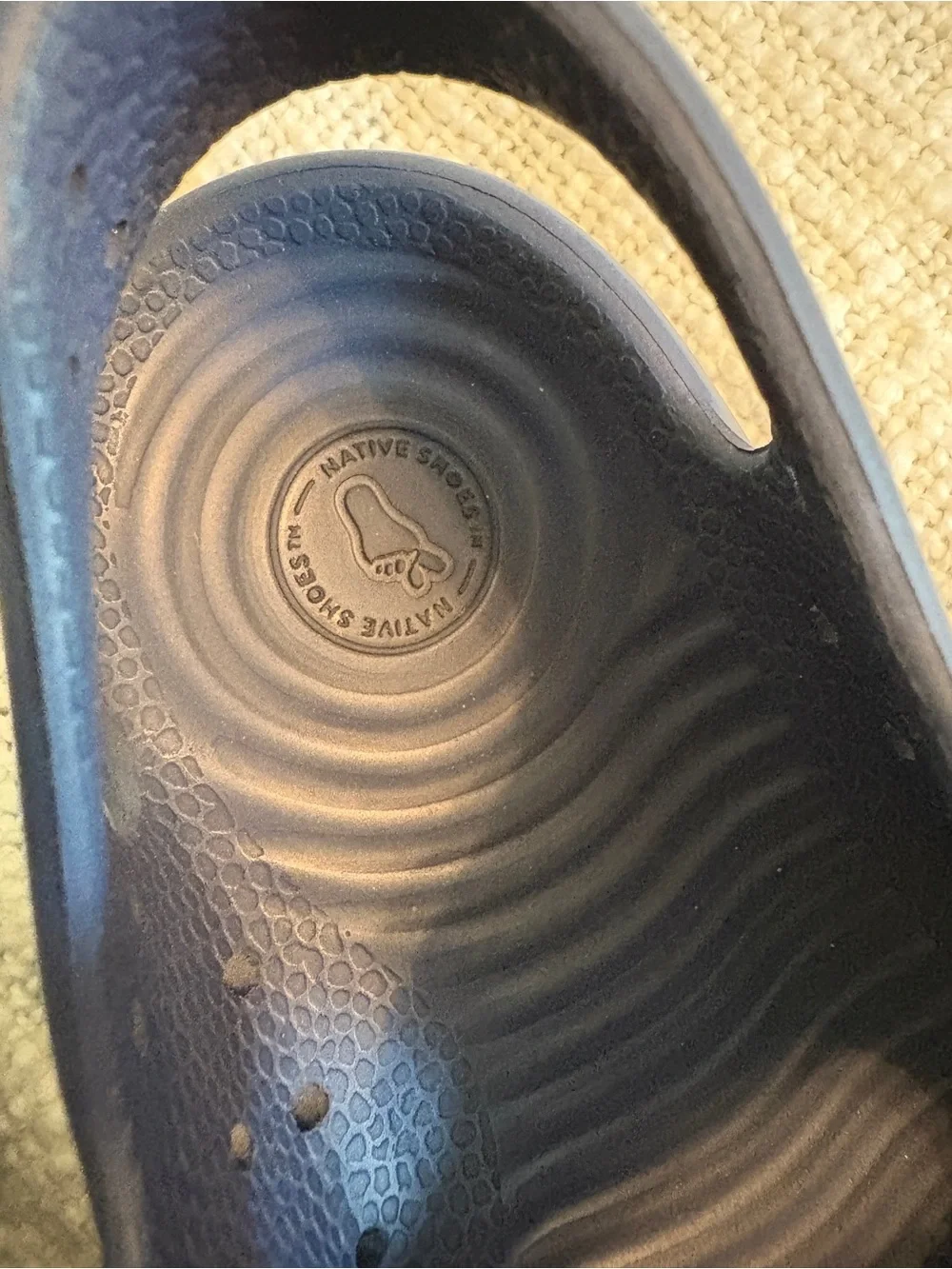 Native Jefferson Kids Sandals - Navy size 10